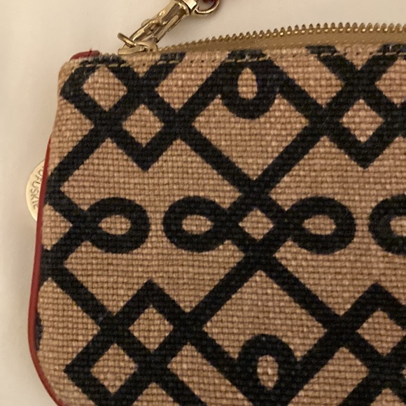 Spartina 449 Wristlet - Picture 6 of 13